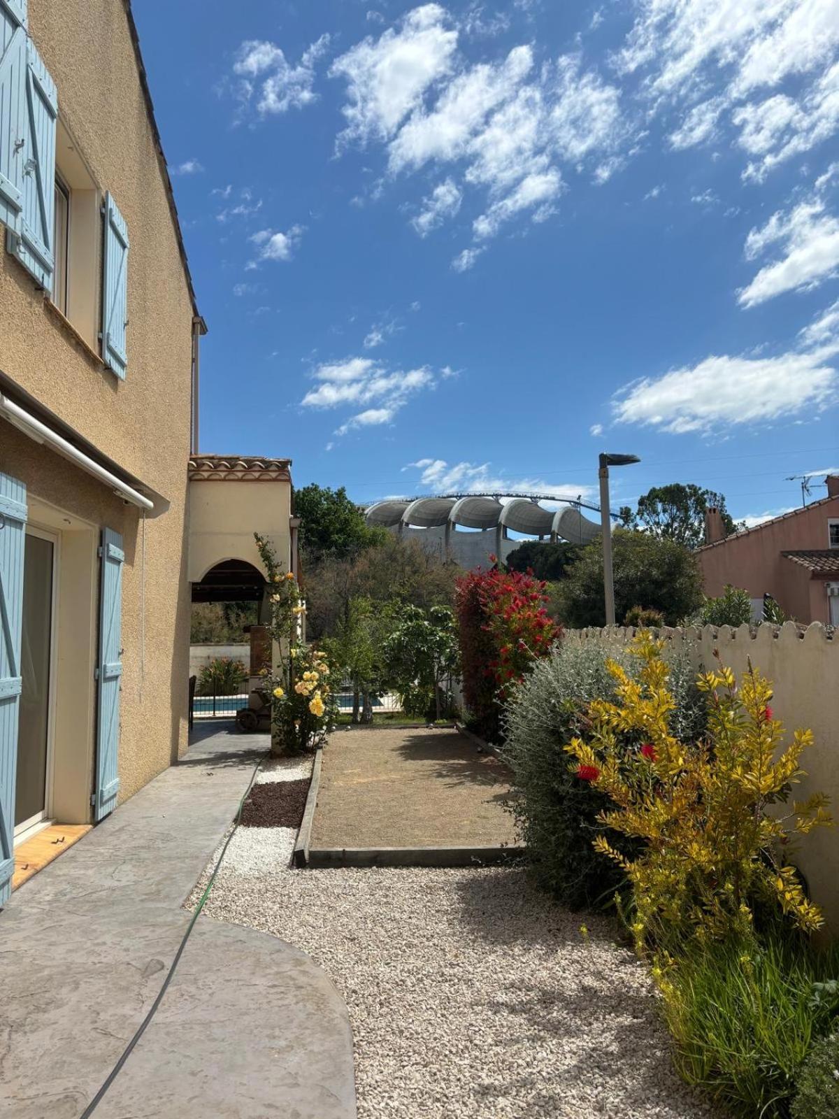 La Maison Brennus , Piscine, 15 Min Des Plages Béziers Exterior foto